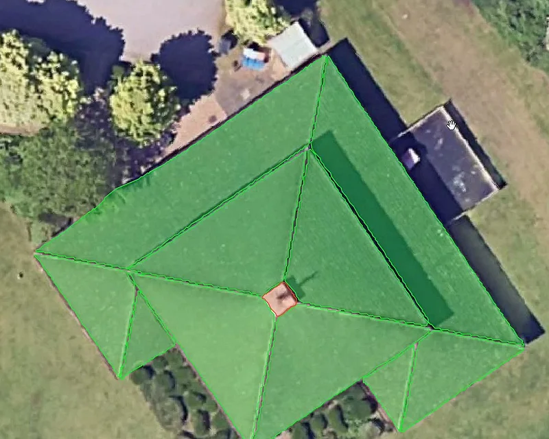 A pyramid roof detected and highlighted in green by the roof model